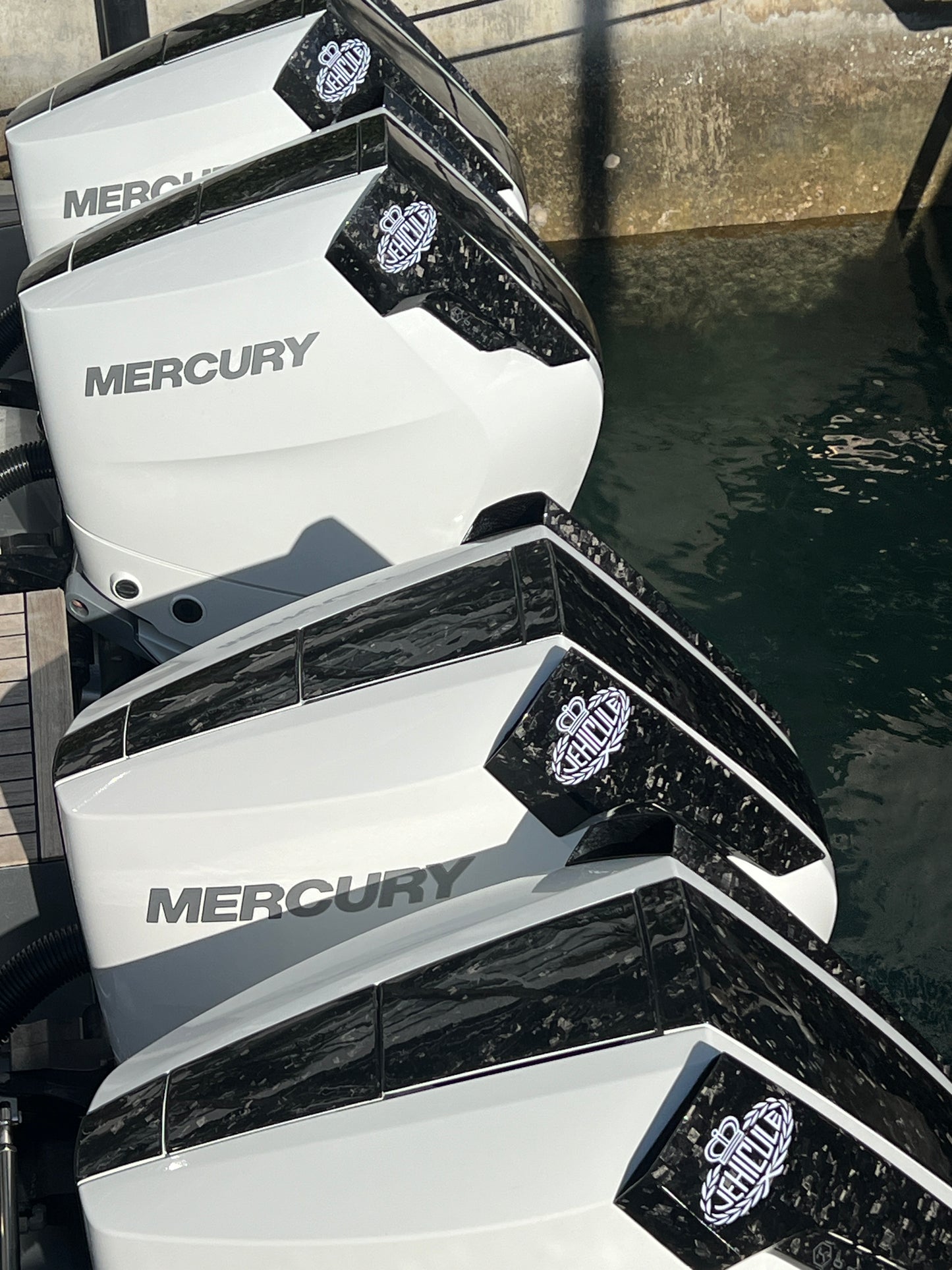 CARBON FIBER ENGINE AIR SCOOPS