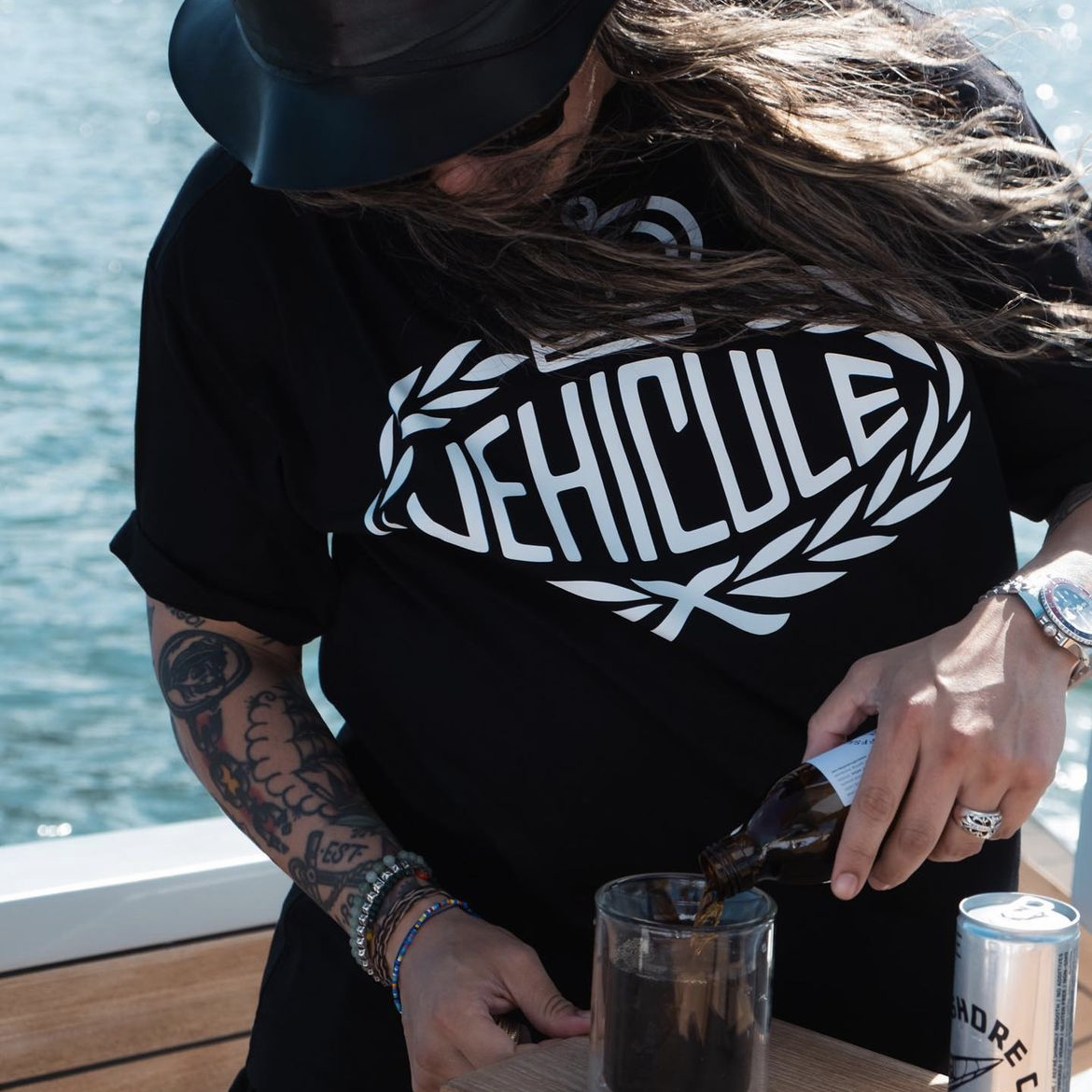 RACING TEAM LAUREL TEE