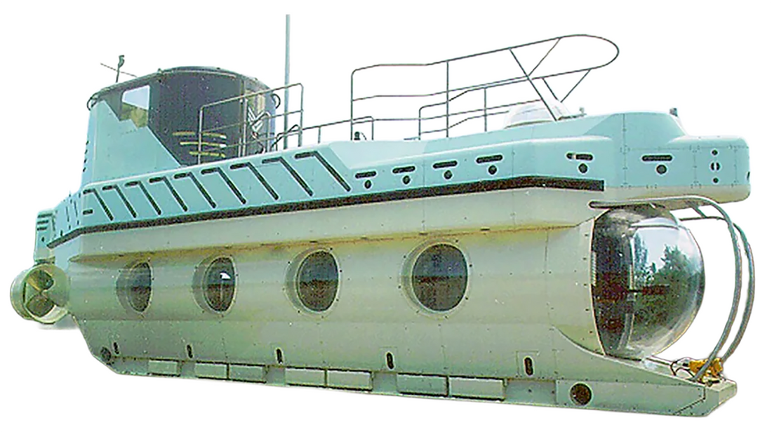 VÉHICULE Presents: Juan Almeida's Submarine