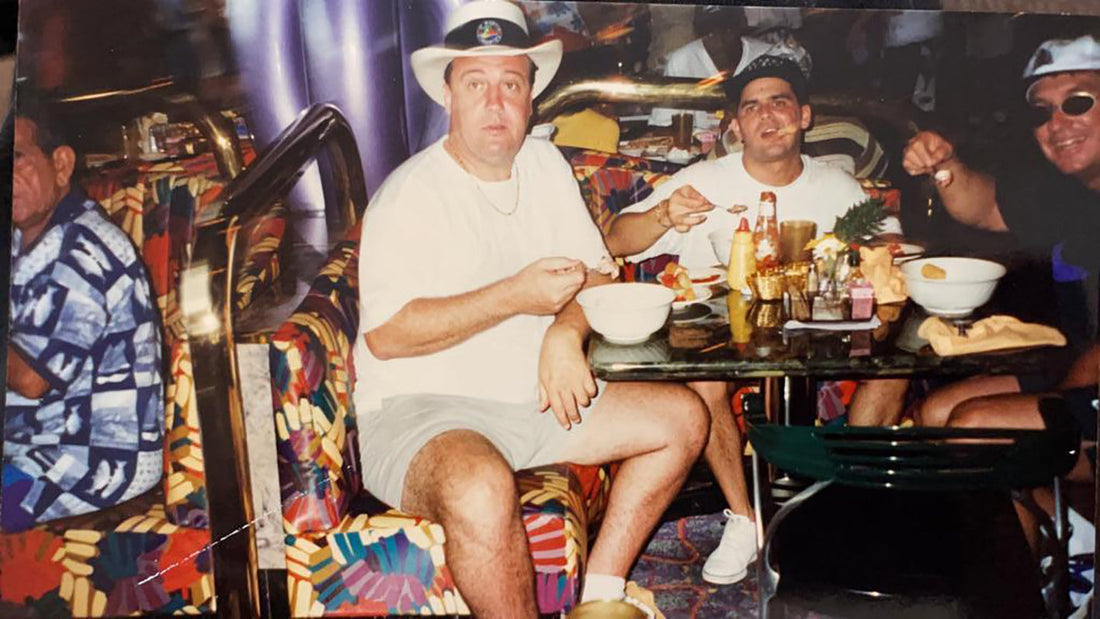 VÉHICULE Presents: Juan Almeida's Submarine