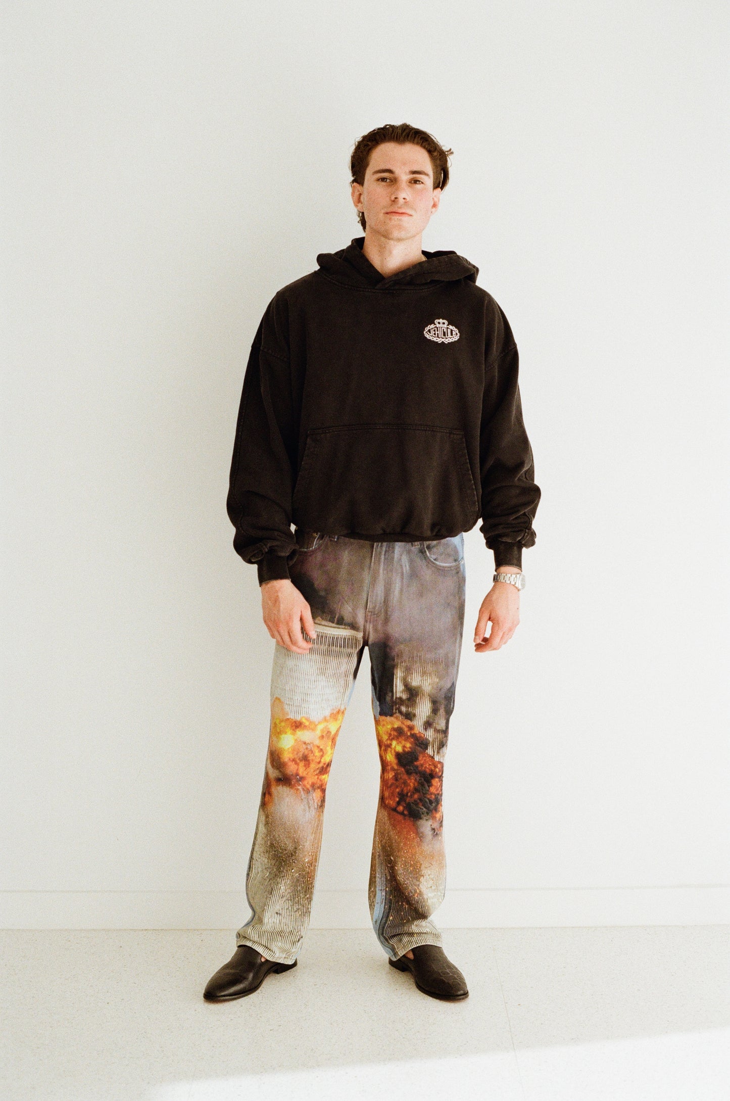 NEVER STRESS EMBROIDERY HOODIE