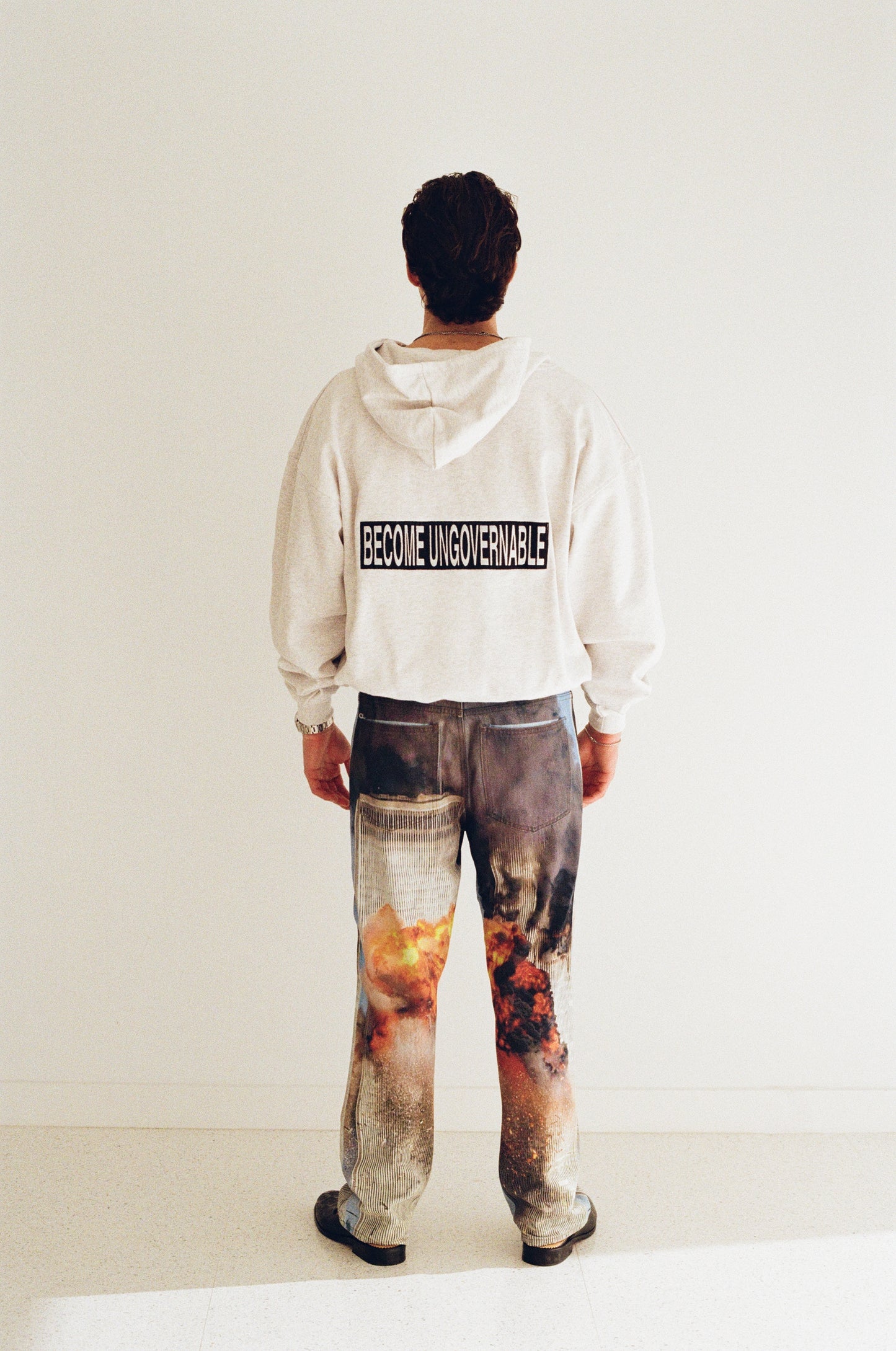 911 JEANS