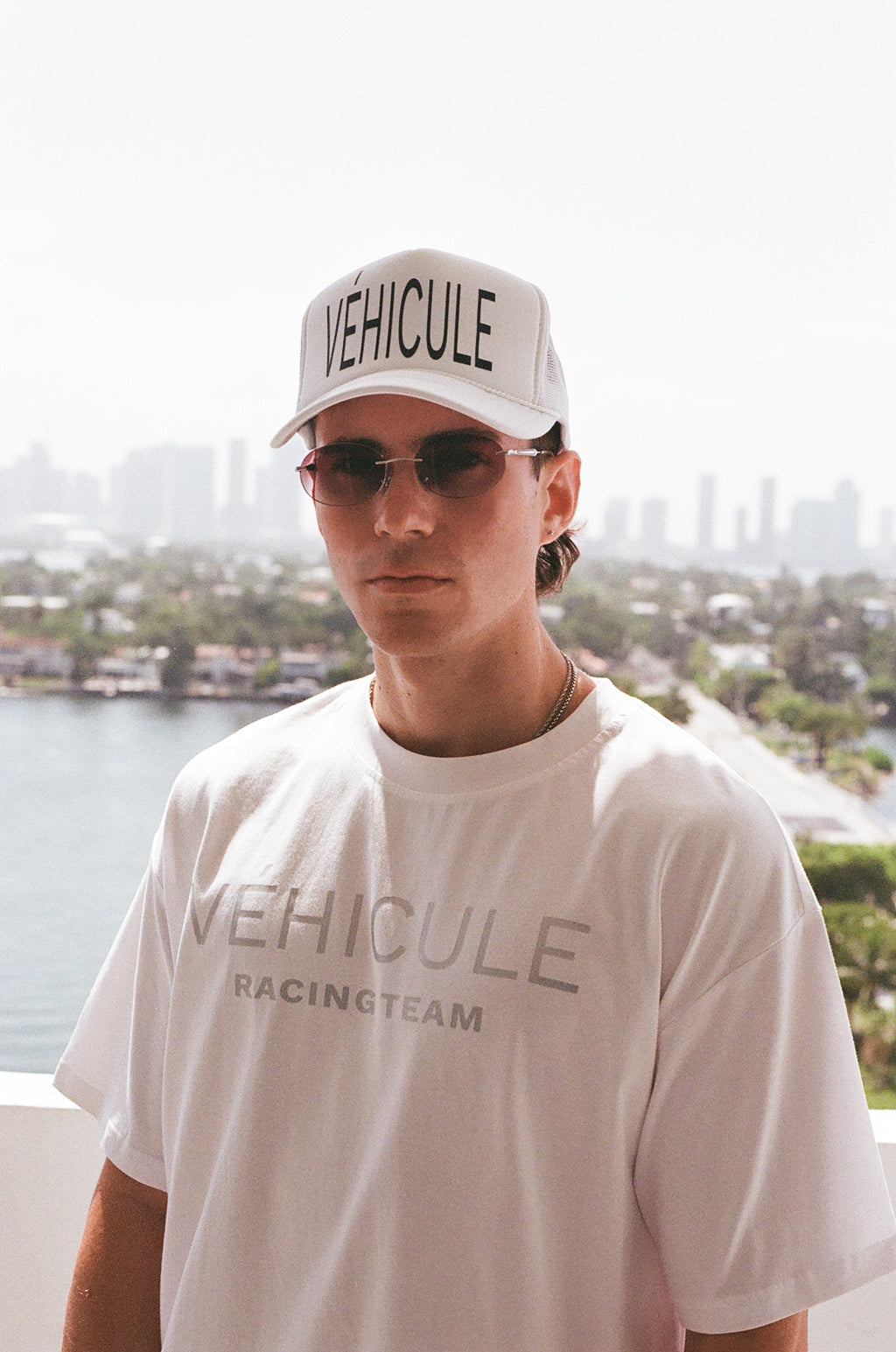 VÉHICULE RACING TEAM TEE
