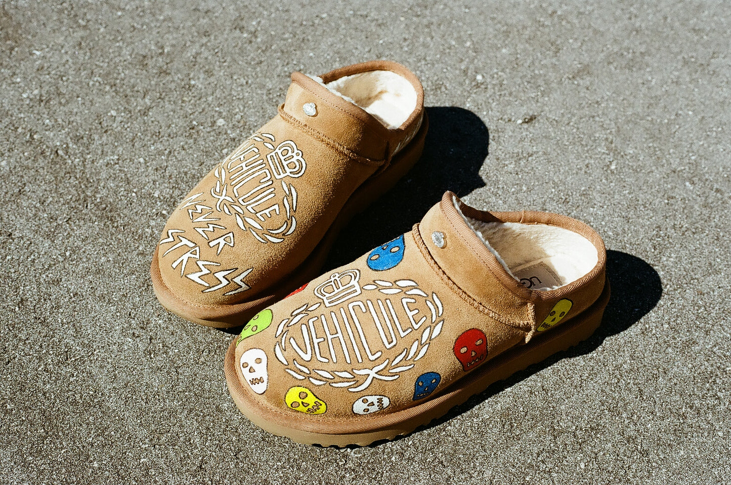 UGG × VÉHICULE SLIPPERS