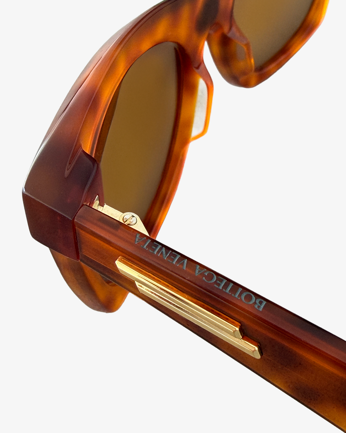 BOTTEGA VENETA × VÉHICULE SUNGLASSES