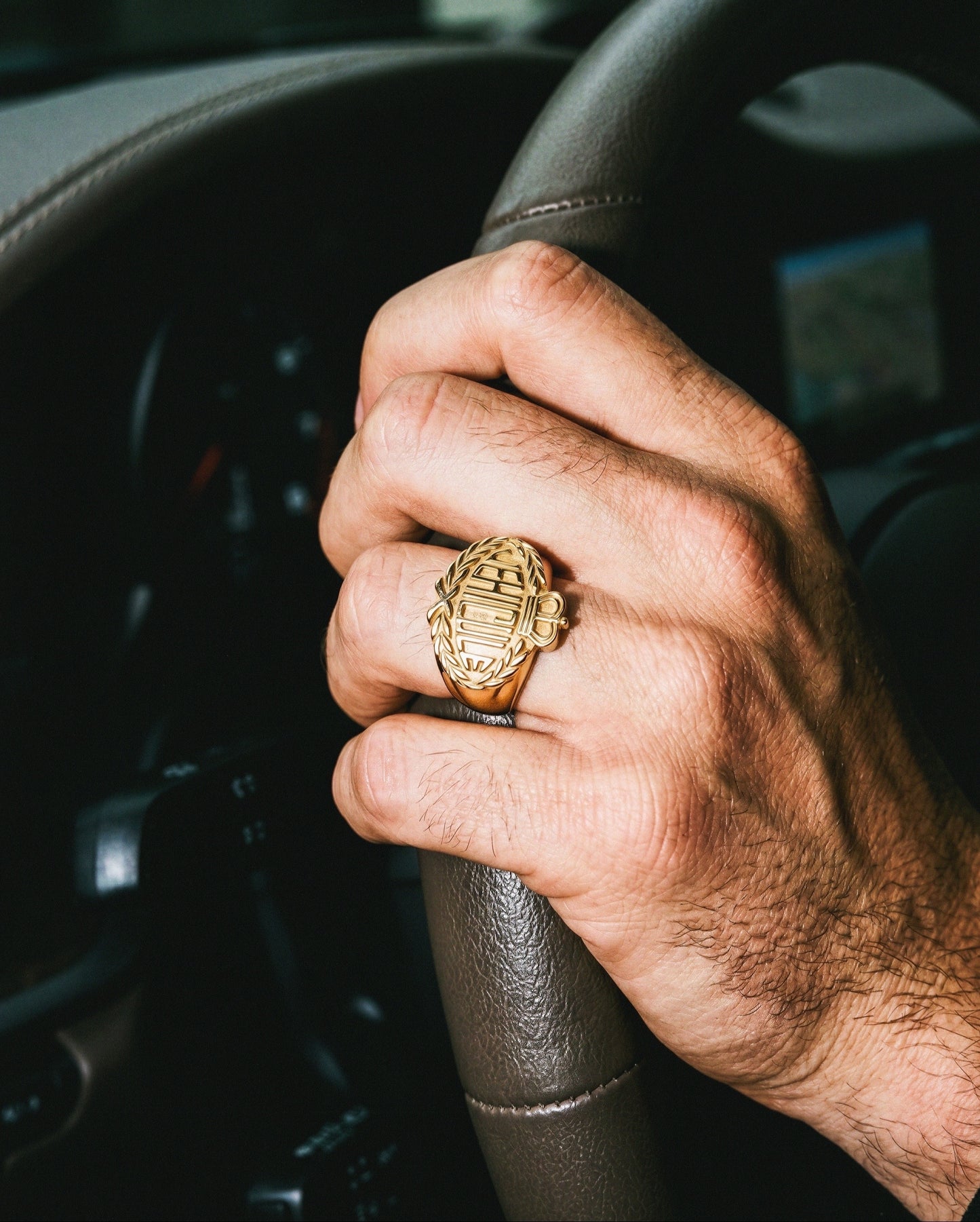 LAUREL RING