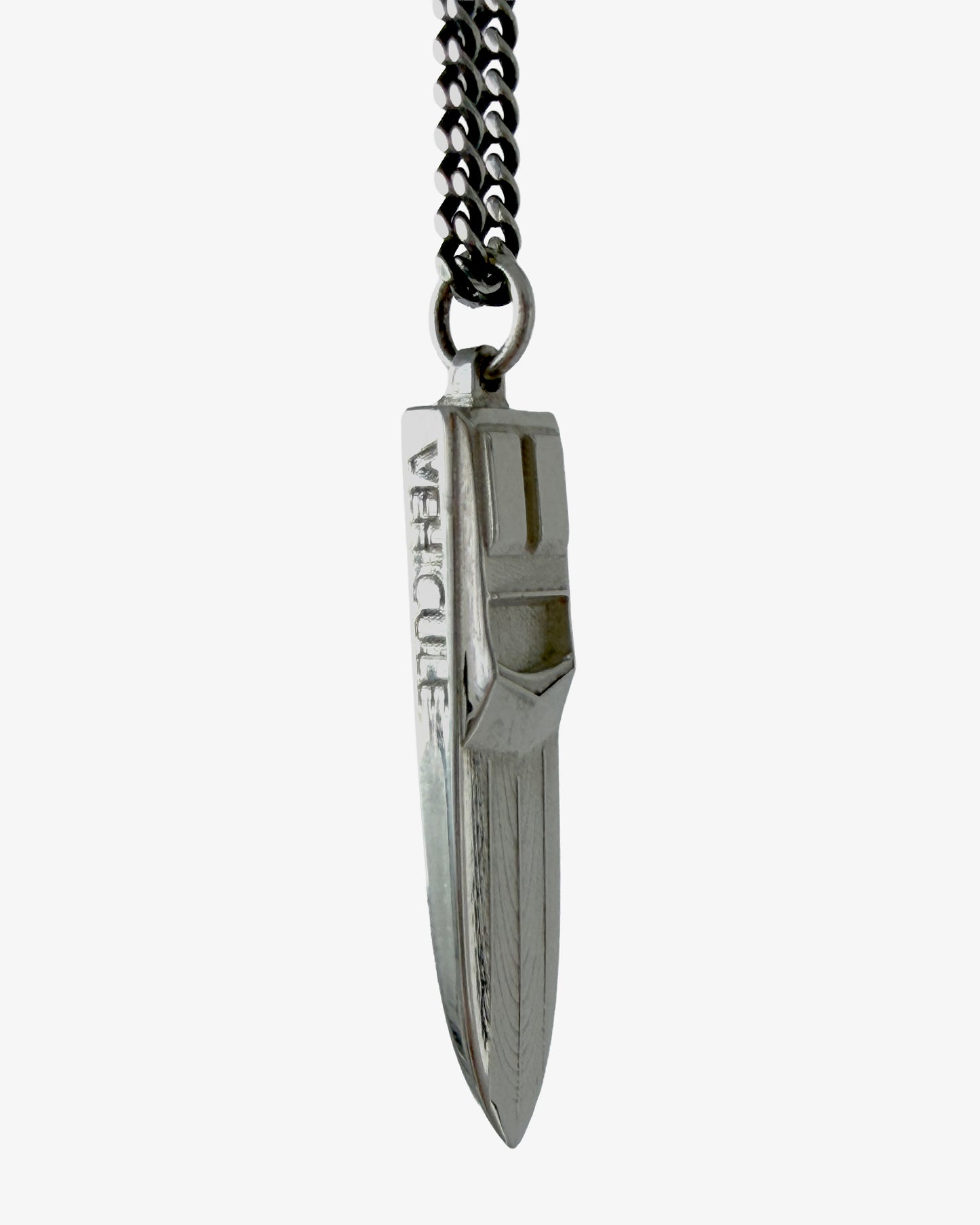 VÉHICULE OFFSHORE NECKLACE