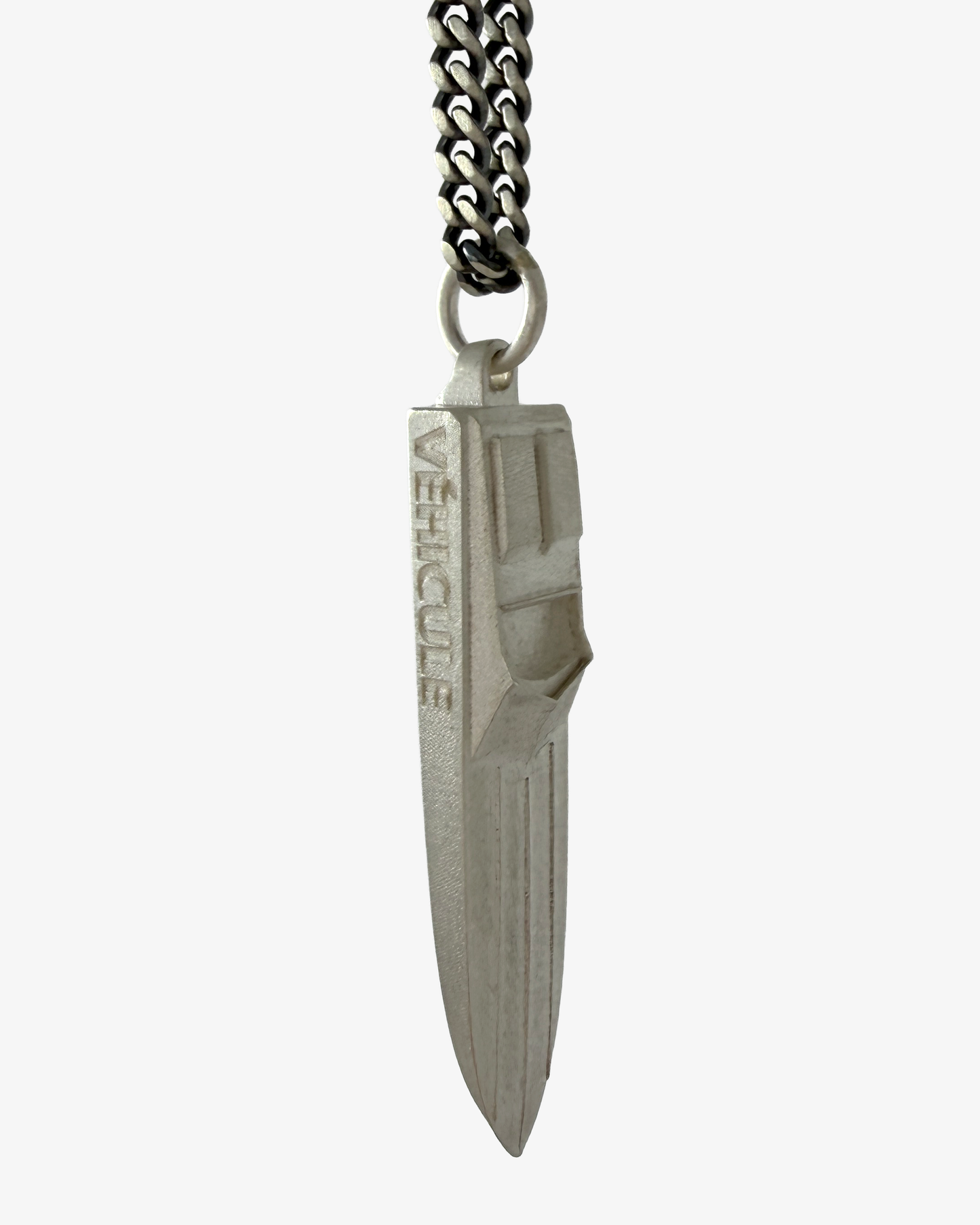 VÉHICULE OFFSHORE NECKLACE